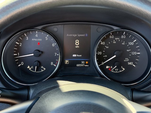 Used 2020 Nissan Rogue S FWD image 16