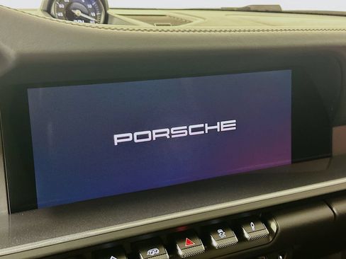 Used 2025 Porsche 911 Carrera T RWD image 12