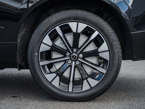 New 2026 Volvo XC60 T8 Plus w/ Protection Package Premier image 18