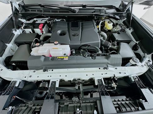 Used 2026 Toyota Tundra SR5 image 29