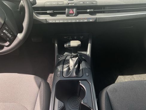 Used 2025 Kia K4 FWD image 10