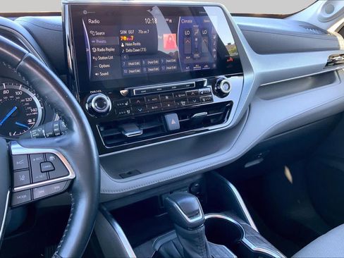 Used 2020 Toyota Highlander Platinum AWD/4WD image 15