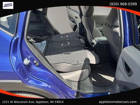 Used 2025 Subaru Crosstrek 2.5i Premium AWD/4WD image 25