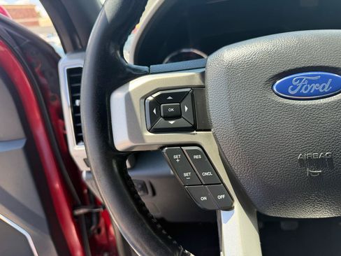 Used 2022 Ford F250 Lariat w/ Lariat Value Package AWD/4WD image 18