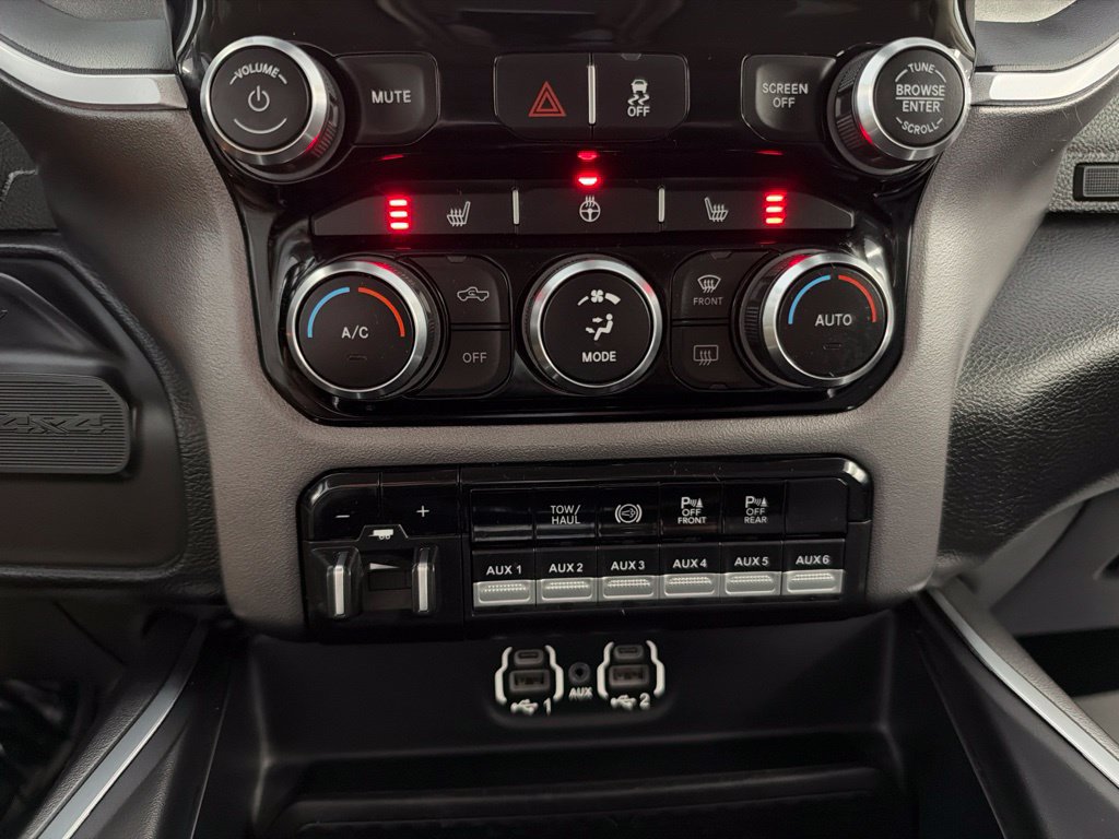 Used 2019 RAM 3500 Big Horn AWD/4WD image 15
