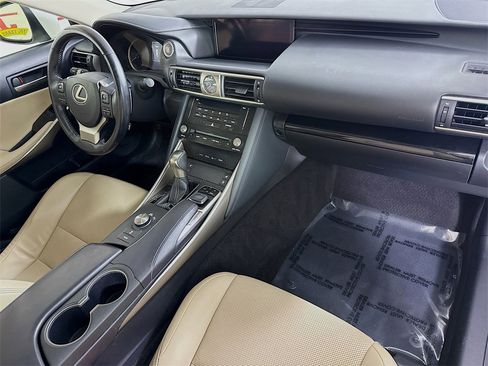Used 2018 Lexus IS 300 AWD w/ Premium Package image 32