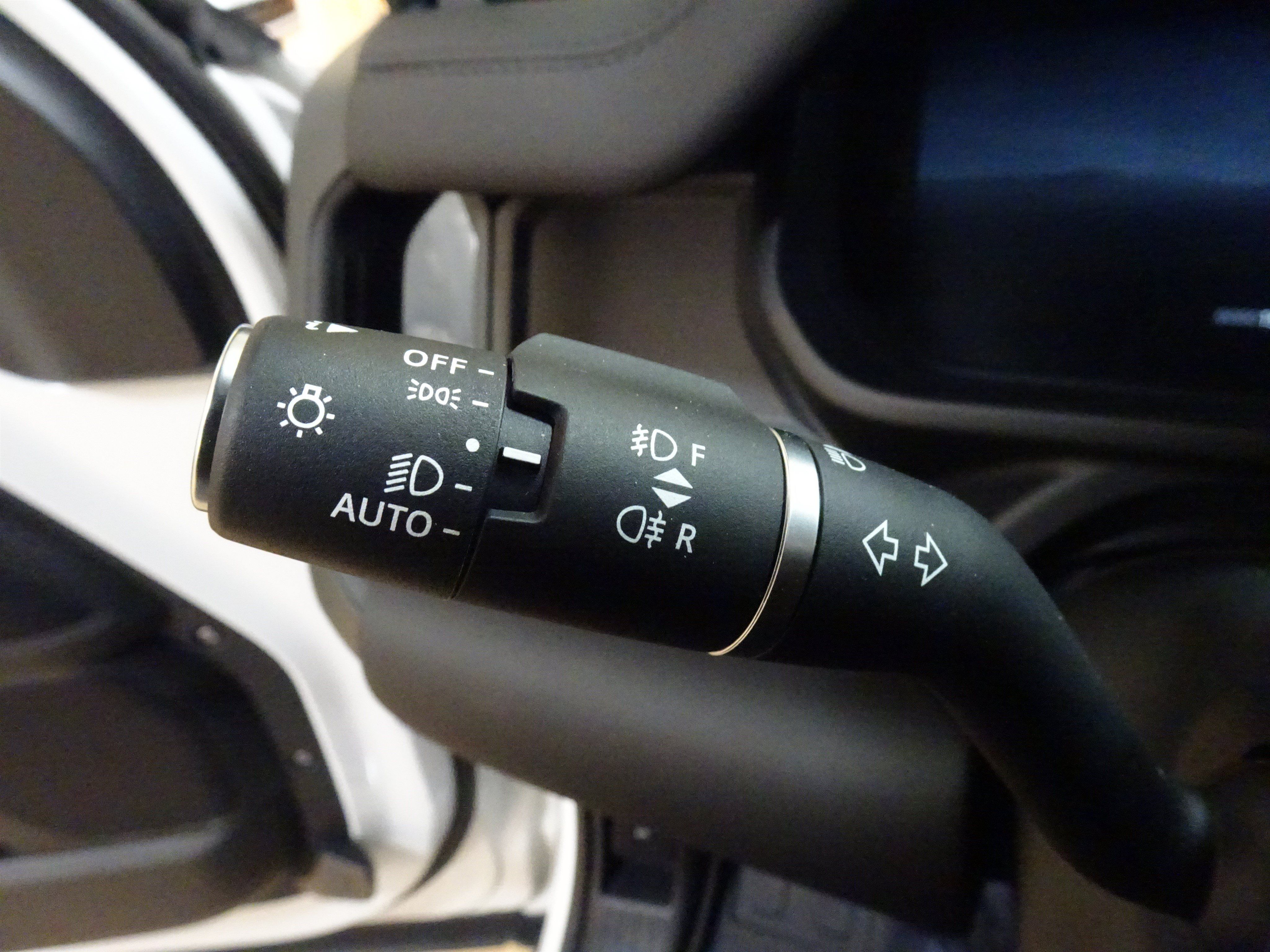 New 2026 Land Rover Defender 110 S AWD/4WD image 28