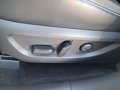 Used 2023 INFINITI QX50 Luxe image 17