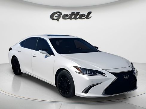 Used 2019 Lexus ES 350 w/ Premium Package image 2