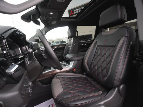 Used 2024 Chevrolet Silverado 1500 RST w/ All Star Edition Plus image 27