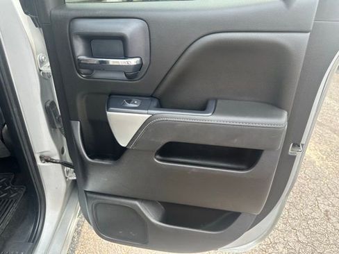 Used 2018 Chevrolet Silverado 1500 LT AWD/4WD image 18
