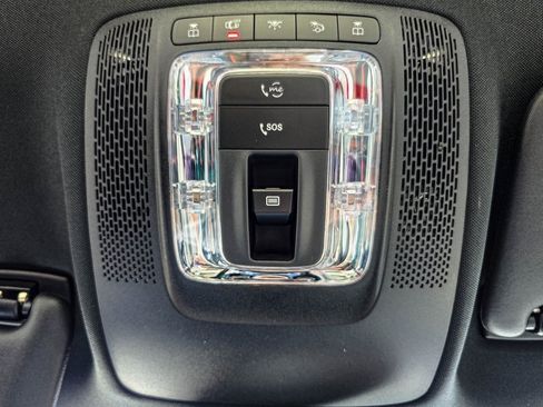 New 2025 Mercedes-Benz C 300 4MATIC Sedan image 30