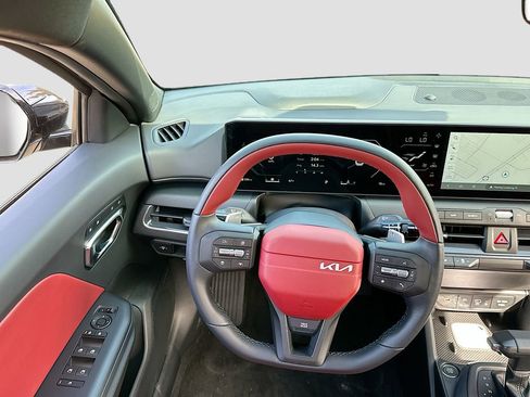 New 2025 Kia K4 GT-Line image 24