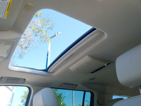 Used 2015 GMC Yukon XL Denali w/ Premium Package image 27