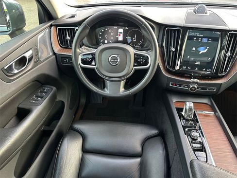 Used 2019 Volvo XC60 T8 Inscription w/ Advanced Package image 15