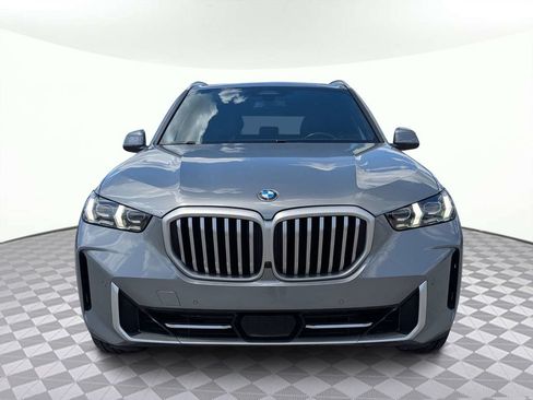 Used 2024 BMW X5 xDrive40i AWD/4WD image 10
