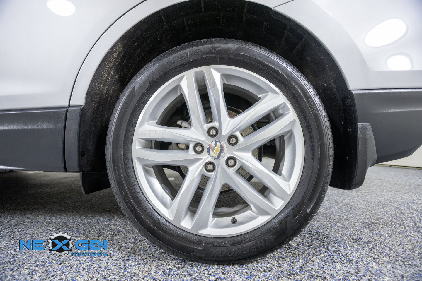 Used 2021 Chevrolet Equinox Premier AWD/4WD image 45