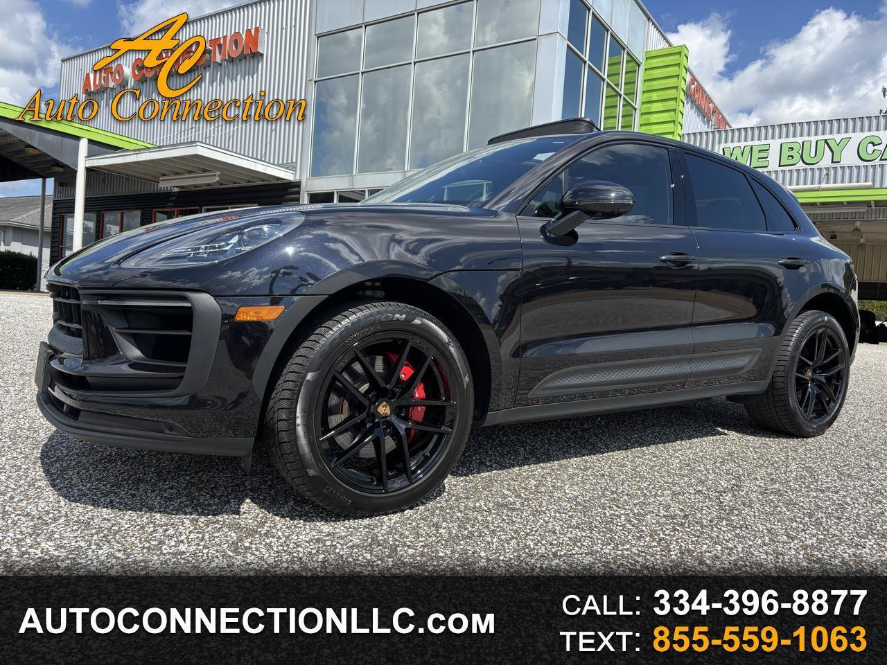 Used 2023 Porsche Macan S AWD/4WD image 1
