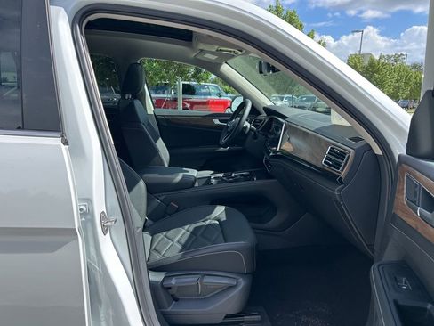 New 2026 Volkswagen Atlas SE image 35