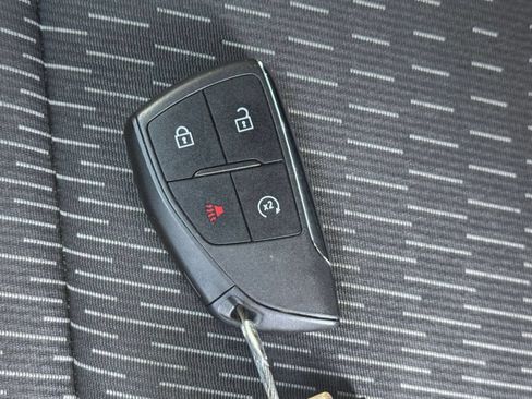 Used 2025 Chevrolet Equinox LT FWD image 25