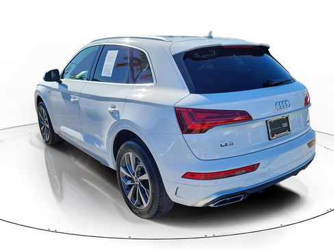 Certified 2023 Audi Q5 2.0T Premium Plus w/ Premium Plus Package image 3