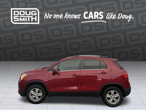 Used 2015 Chevrolet Trax LT w/ LT Plus Package image 2