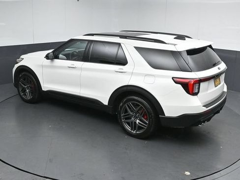Certified 2025 Ford Explorer ST AWD/4WD image 51