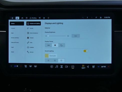 Used 2023 Rivian R1S Adventure AWD/4WD image 14