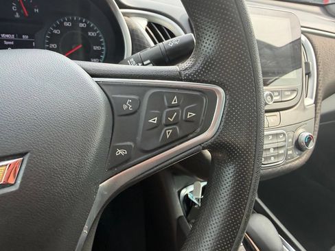 Used 2023 Chevrolet Malibu LT w/ Driver Confidence Package FWD image 16