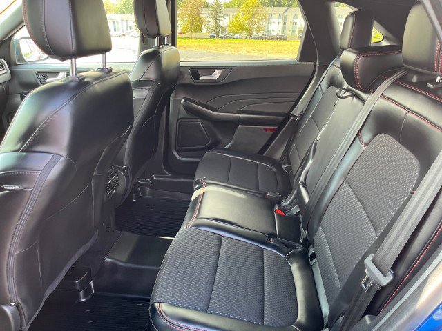 Used 2023 Ford Escape ST-Line Select w/ Tech Pack #2 AWD/4WD image 22