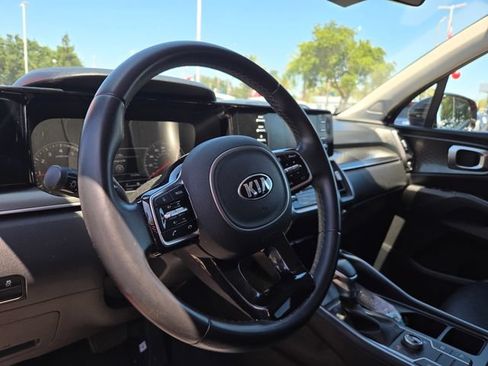 Certified 2021 Kia Sorento S AWD/4WD image 14