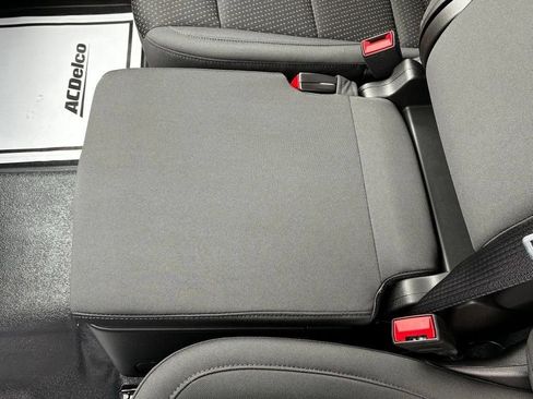 New 2026 Chevrolet Silverado 1500 W/T w/ WT Value Package AWD/4WD image 29