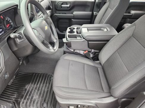 Used 2025 Chevrolet Silverado 2500 Custom w/ Custom Convenience Package AWD/4WD image 14