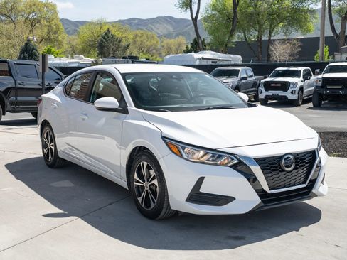 Used 2022 Nissan Sentra SV FWD image 12