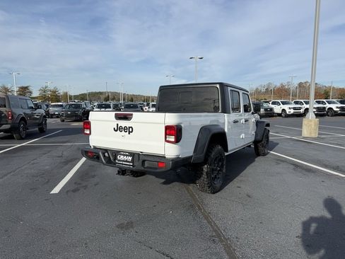 Used 2023 Jeep Gladiator Sport w/ Trailer Tow Package image 8