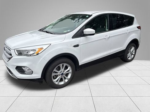Used 2017 Ford Escape SE AWD/4WD image 12