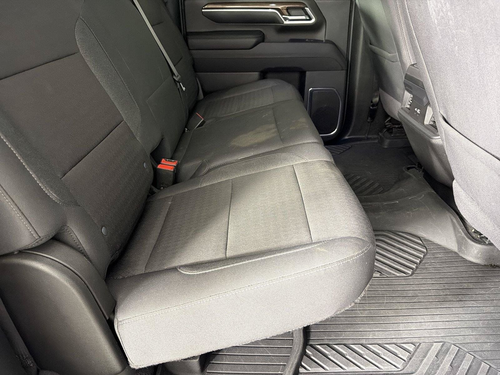 Used 2024 Chevrolet Silverado 2500 LT AWD/4WD image 13