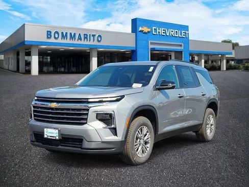New 2026 Chevrolet Traverse LT w/ LPO, Floor Liner Package AWD/4WD image 1