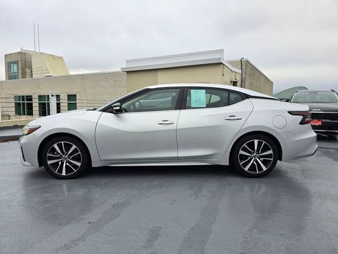 Used 2021 Nissan Maxima 3.5 SV w/ Floor Mat Group image 2