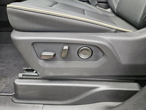 New 2026 GMC Yukon Elevation w/ Elevation Premium Package image 23