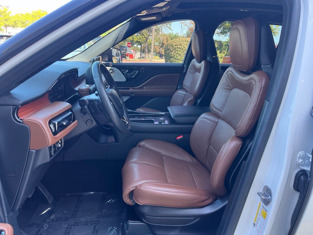 Certified 2024 Lincoln Aviator Reserve w/ Equipment Group 201A AWD/4WD image 26