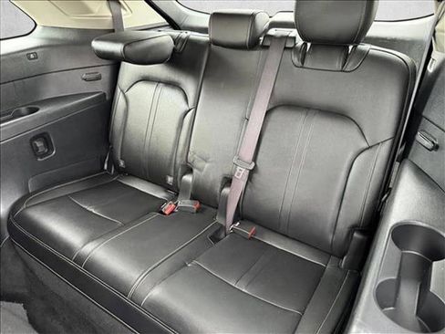 Used 2024 MAZDA CX-90 3.3 Turbo w/ Preferred Plus AWD/4WD image 18