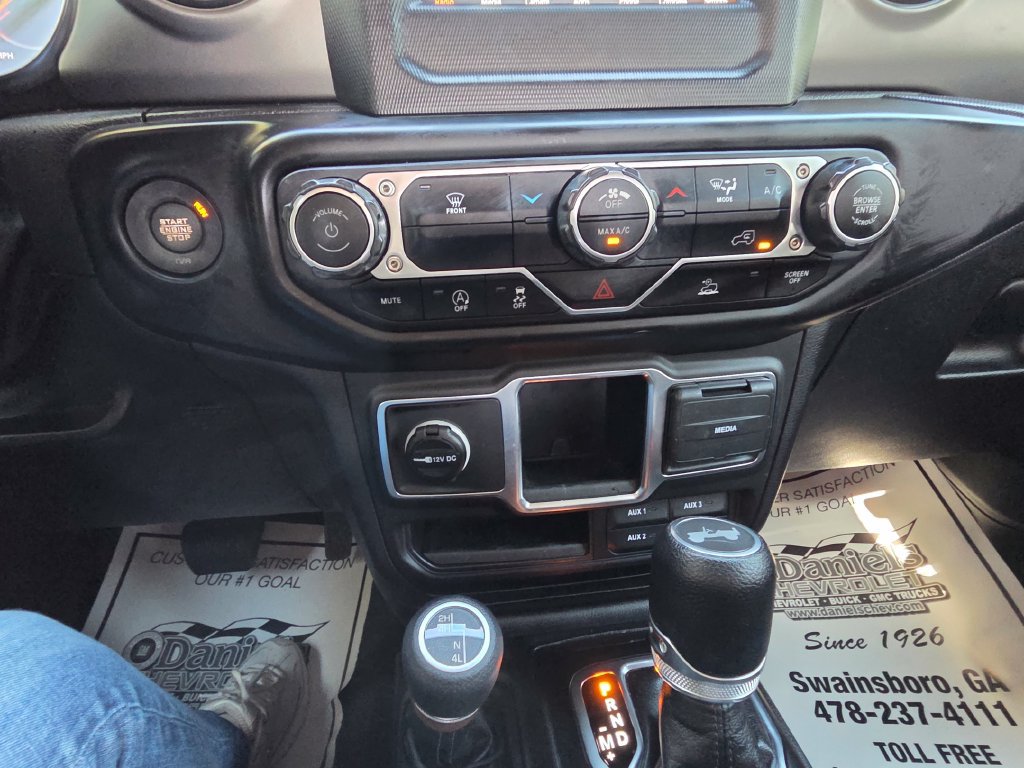 Used 2023 Jeep Wrangler Unlimited Sport AWD/4WD image 30