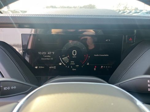 New 2026 GMC Yukon Denali w/ Sun & Power Step Package image 22