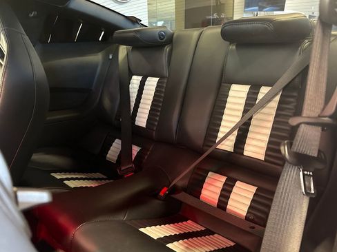 Used 2012 Ford Mustang Shelby GT500 w/ SVT Performance Pkg image 15