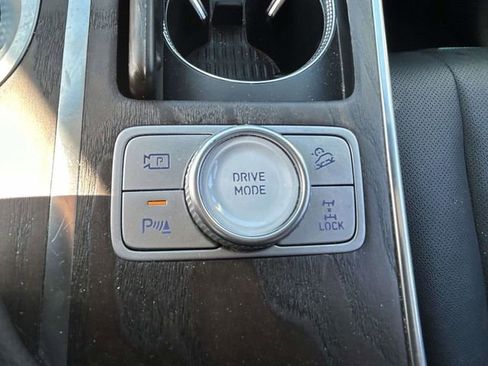 Used 2024 Genesis GV80 2.5T AWD/4WD image 17