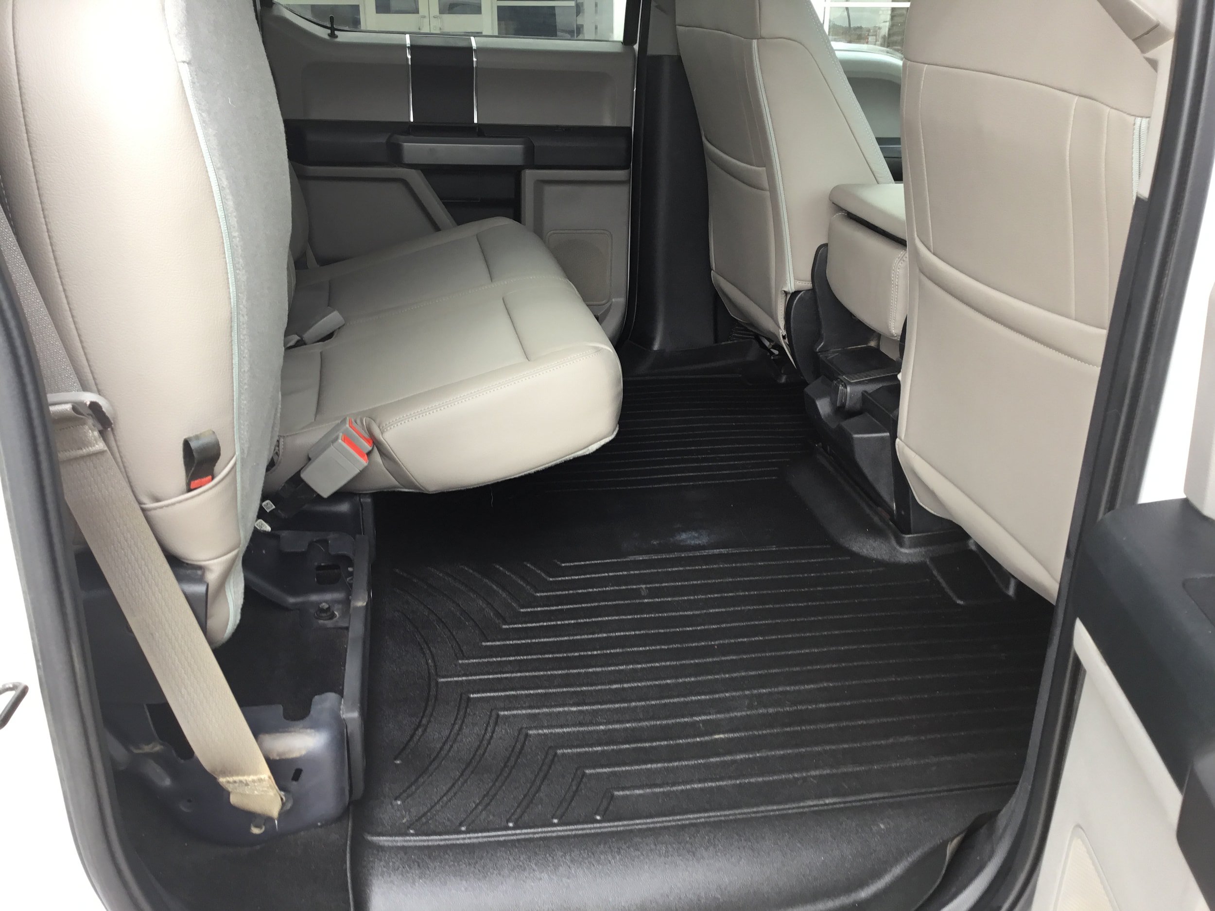 Used 2019 Ford F150 XLT w/ Equipment Group 301A Mid AWD/4WD image 13