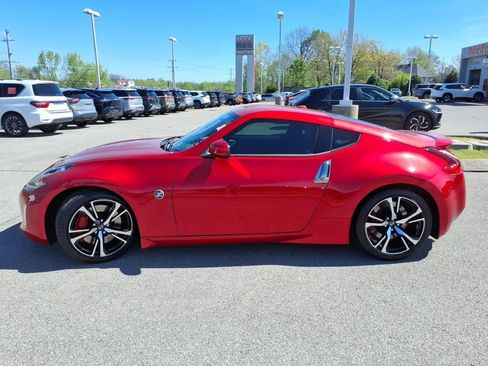 Certified 2019 Nissan 370Z Touring Sport RWD image 18