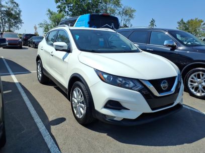 Used 2022 Nissan Rogue Sport SV w/ Technology Package