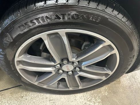 Used 2018 GMC Acadia Denali FWD image 7